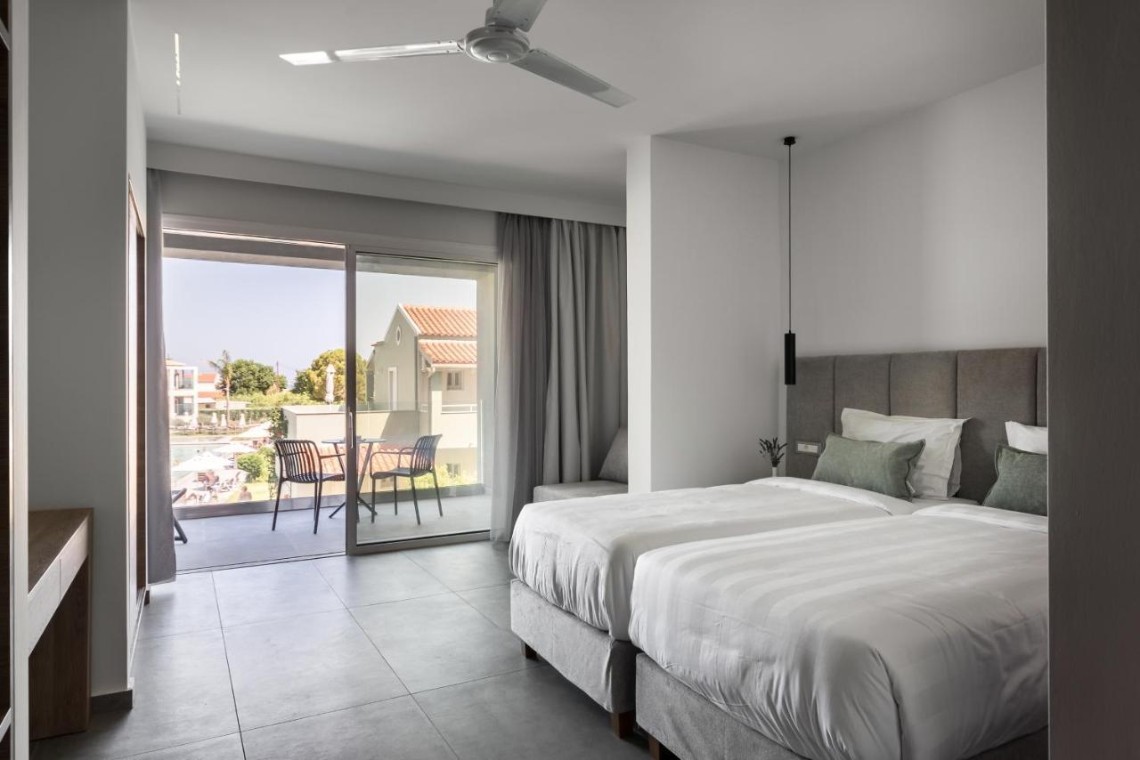 Acharavi Hotel 4*