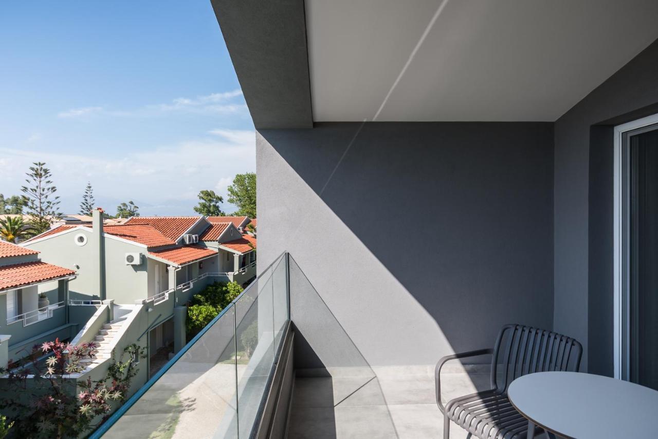 Hotel Acharavi 4*
