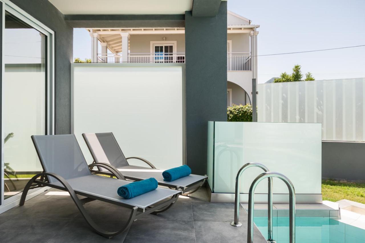 Hotel Acharavi 4*